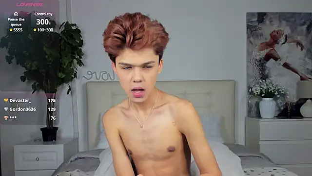 Snapshot of Felix_Rey chatting on March 2025 10:59:01 PM Felix Rey online show from March 2025 10:59:01 PM