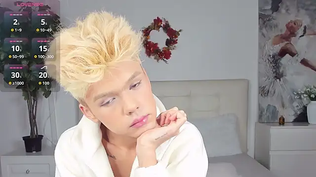 Snapshot of Felix_Rey chatting on November 2025 06:41:02 PM Felix Rey online show from November 2025 06:41:02 PM