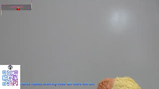 Snapshot of Kitty_Mifl chatting on October 2025 03:38:01 AM Kitty Mifl online show from October 2025 03:38:01 AM