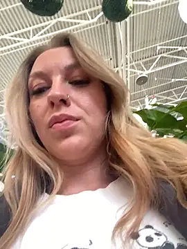 Sweet   Emily online show from November 2025 11:36:02 AM