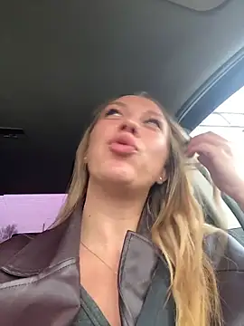 Sweet   Emily online show from November 2025 12:21:02 PM