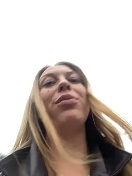 Sweet   Emily online show from November 2025 12:42:01 PM