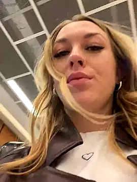 Sweet   Emily online show from November 2025 01:22:01 PM