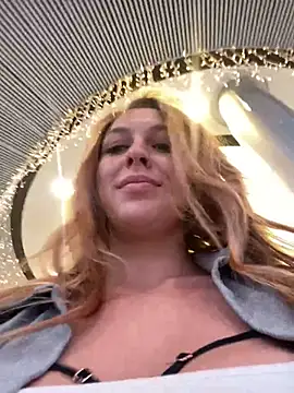 Snapshot of Sweet___Emily chatting on January 2025 02:17:02 PM Sweet   Emily online show from January 2025 02:17:02 PM