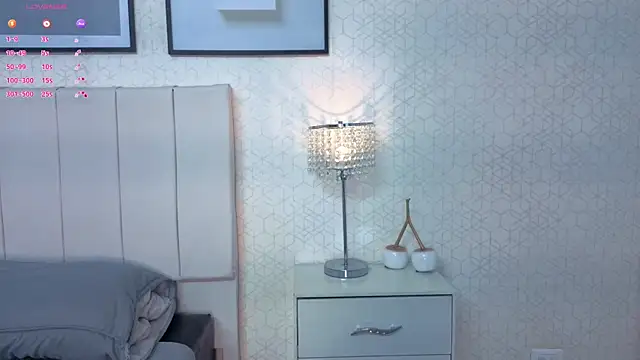 Snapshot of sky_johnson chatting on November 2025 07:06:01 PM sky johnson online show from November 2025 07:06:01 PM