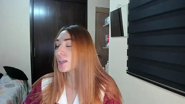 Amy Walker online show from February 2026 07:02:02 PM