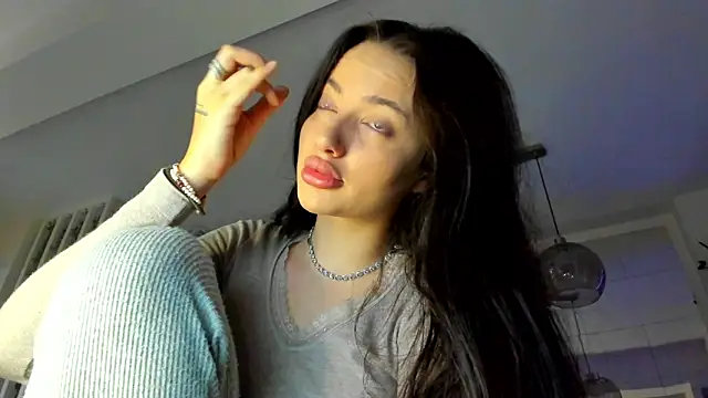 IreneVON online show from October 2025 03:54:02 AM