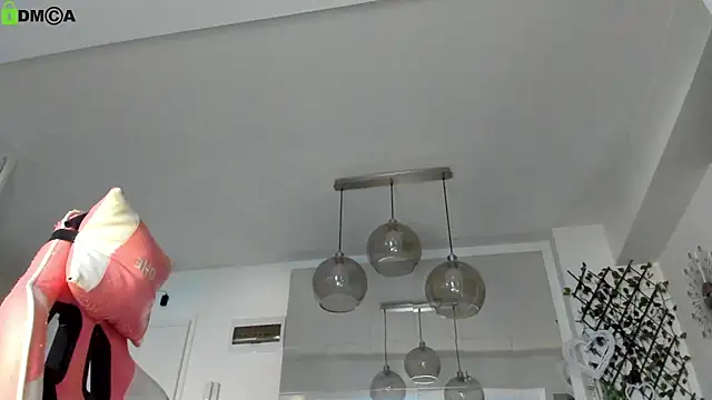 IreneVON online show from April 2026 04:25:01 AM