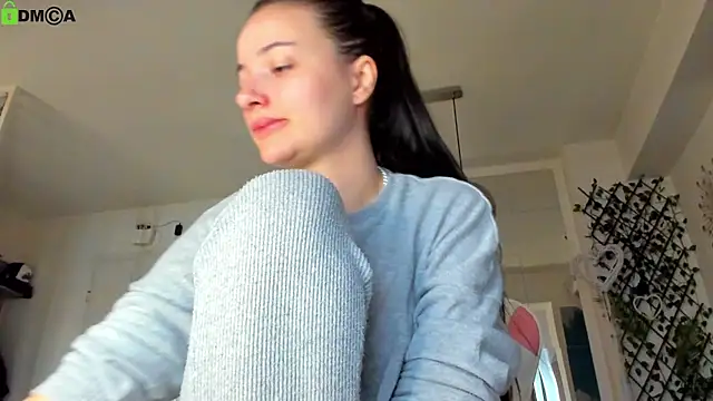 IreneVON online show from April 2026 04:14:01 AM