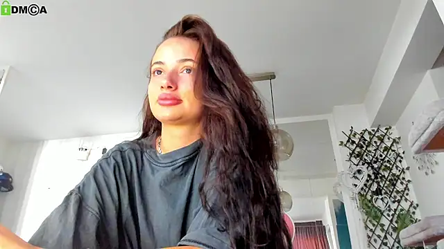 IreneVON online show from July 2026 04:52:02 AM