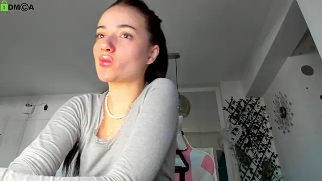 IreneVON online show from April 2026 04:21:02 AM