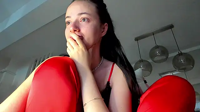 IreneVON online show from October 2025 04:57:01 AM