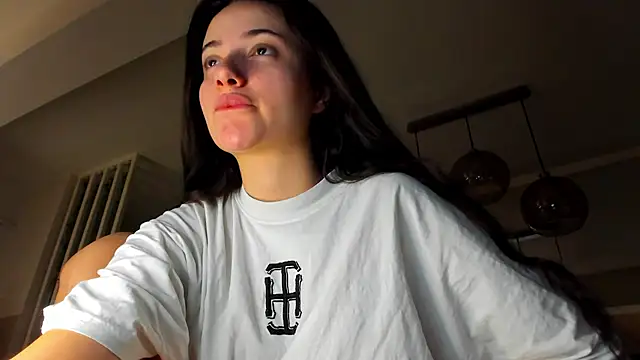 IreneVON online show from January 2026 03:43:02 AM