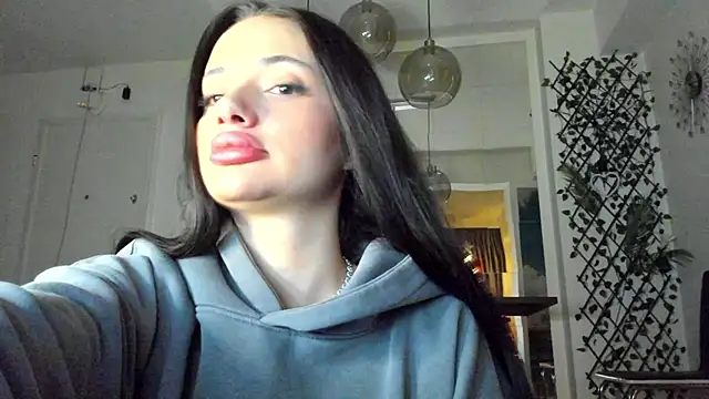 IreneVON online show from November 2025 04:46:02 AM