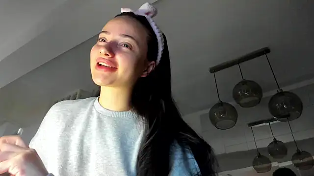 IreneVON online show from October 2025 04:47:02 AM