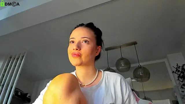 IreneVON online show from April 2026 04:41:01 AM