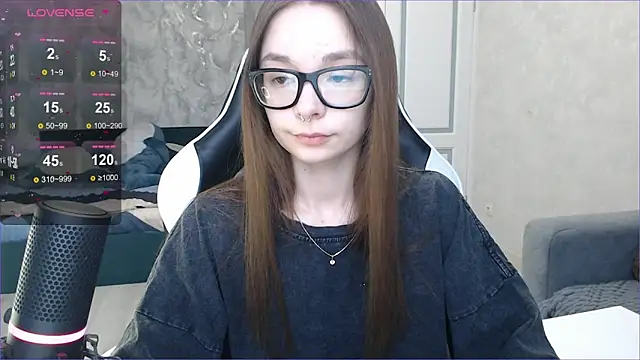 Amarieni online show from February 2025 11:39:01 AM