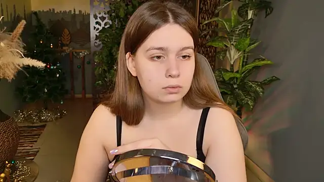 Snapshot of FioraMarmoris chatting on January 2026 05:13:02 AM FioraMarmoris online show from January 2026 05:13:02 AM