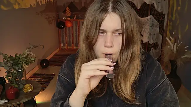 FioraMarmoris online show from October 2025 01:34:01 PM