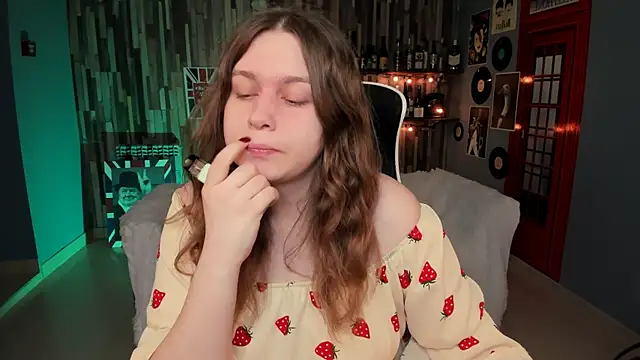 FioraMarmoris online show from March 2026 06:11:01 AM