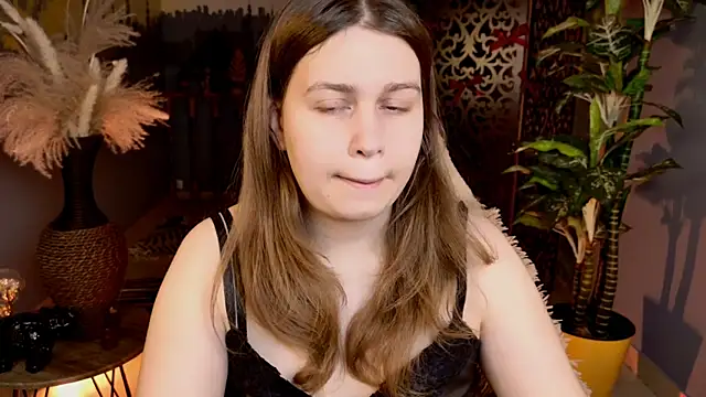 Snapshot of FioraMarmoris chatting on February 2026 01:19:01 PM FioraMarmoris online show from February 2026 01:19:01 PM