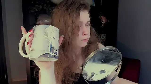 Snapshot of FioraMarmoris chatting on February 2026 07:10:02 AM FioraMarmoris online show from February 2026 07:10:02 AM