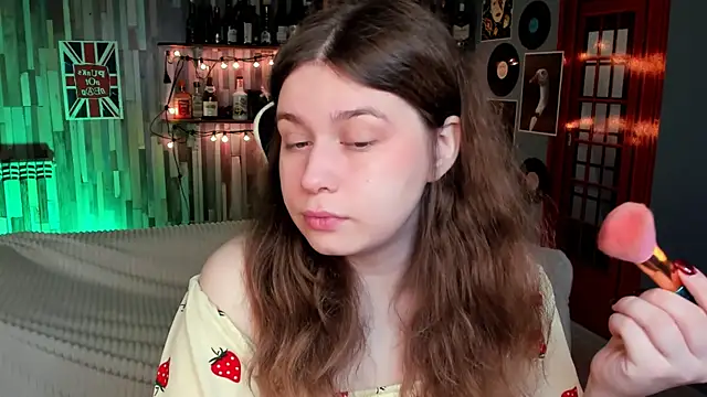 FioraMarmoris online show from April 2026 07:11:02 AM