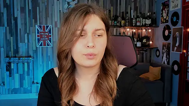 FioraMarmoris online show from November 2025 01:11:02 PM