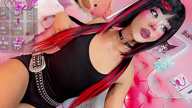 Snapshot of Cute_Roxxy chatting on June 2026 06:16:02 PM Cute Roxxy online show from June 2026 06:16:02 PM