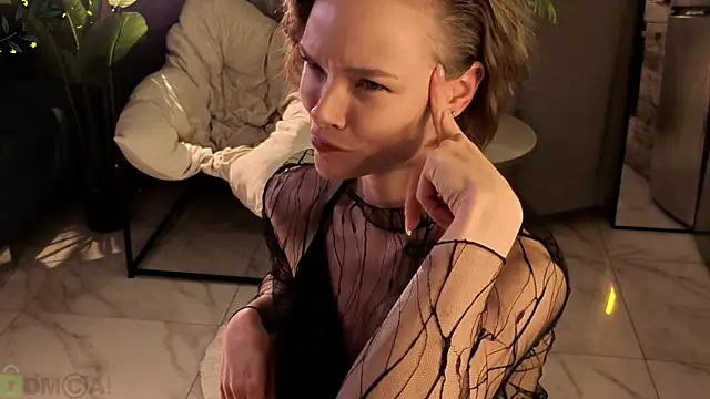 Eva Natsumi online show from November 2025 05:17:02 PM