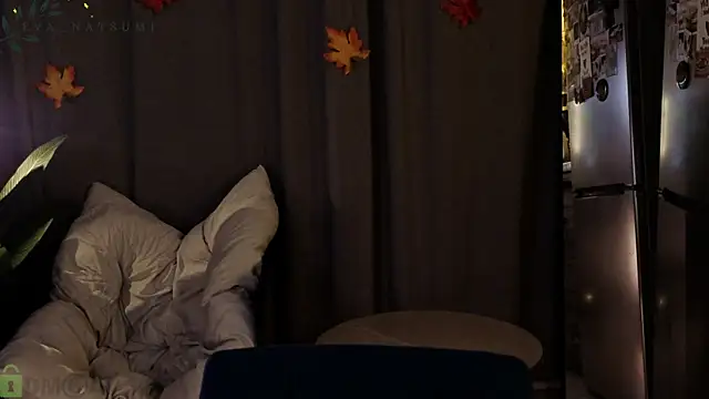 Eva Natsumi online show from November 2025 04:54:01 PM