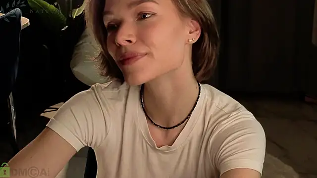 Eva Natsumi online show from January 2026 04:32:01 PM