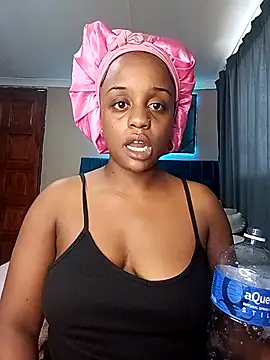 Queen-Chocolate online show from February 2026 03:32:01 PM