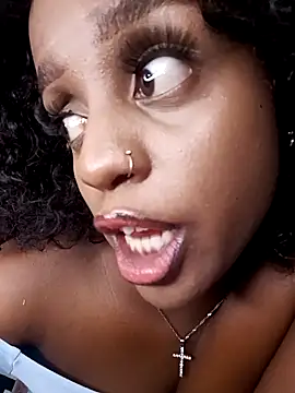 Queen-Chocolate online show from March 2026 02:23:01 PM