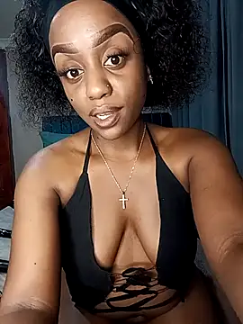 Snapshot of Queen-Chocolate chatting on September 2025 10:54:02 PM Queen-Chocolate online show from September 2025 10:54:02 PM