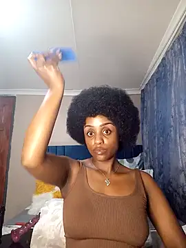 Snapshot of Queen-Chocolate chatting on January 2025 10:08:02 PM Queen-Chocolate online show from January 2025 10:08:02 PM
