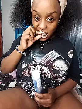 Queen-Chocolate online show from February 2026 09:22:01 AM