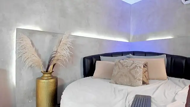 Nicol Lopez 1 online show from January 2026 12:19:01 PM