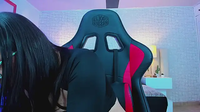 Snapshot of sara_parker069 chatting on March 2025 02:49:02 AM sara parker069 online show from March 2025 02:49:02 AM