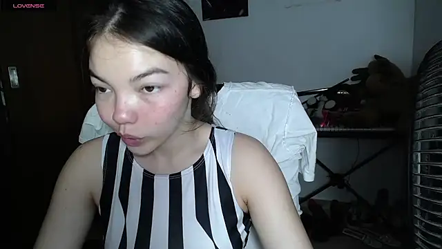 venelope1 online show from December 2025 09:05:01 PM