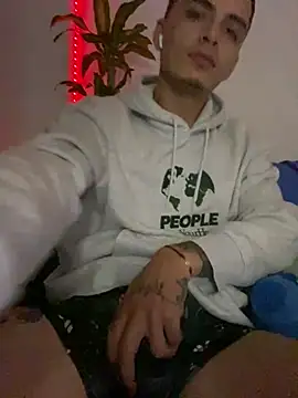 Snapshot of danny_42027 chatting on March 2025 07:56:02 AM danny 42027 online show from March 2025 07:56:02 AM