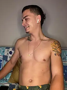 Snapshot of danny_42027 chatting on February 2025 04:29:01 AM danny 42027 online show from February 2025 04:29:01 AM