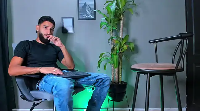 Damian 022 online show from January 2025 11:40:02 PM