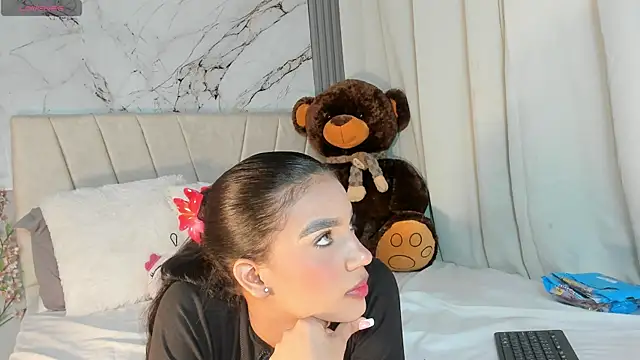 angeli sexi online show from October 2025 12:45:01 AM