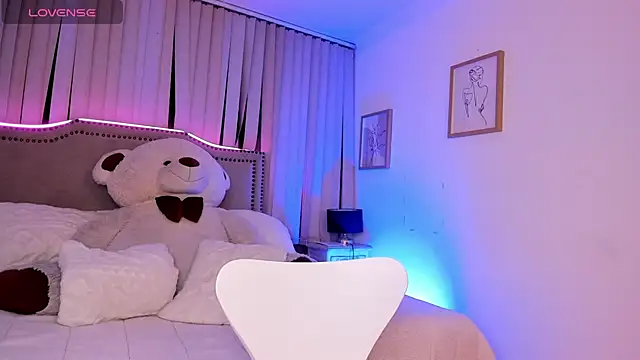 Bella ev online show from April 2026 04:51:01 AM