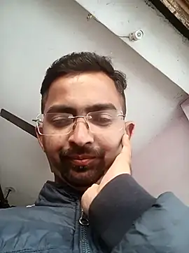 sagarghai07 online show from November 2025 10:27:02 AM