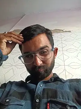 Snapshot of sagarghai07 chatting on May 2026 10:29:01 AM sagarghai07 online show from May 2026 10:29:01 AM