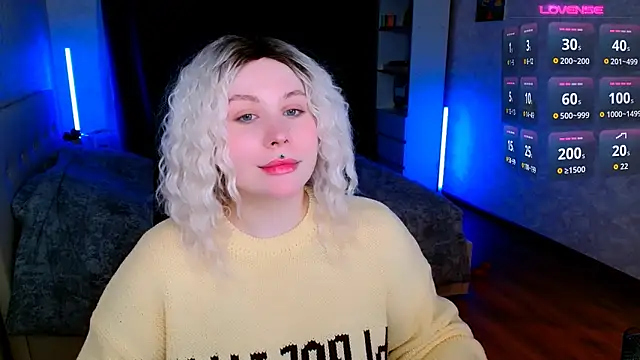 Snapshot of Blueberry-baby chatting on November 2025 05:24:01 PM Blueberry-baby online show from November 2025 05:24:01 PM