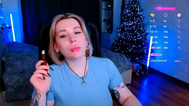 Snapshot of Blueberry-baby chatting on January 2025 11:01:02 PM Blueberry-baby online show from January 2025 11:01:02 PM