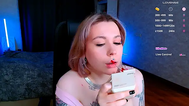 Snapshot of Blueberry-baby chatting on February 2025 05:42:02 AM Blueberry-baby online show from February 2025 05:42:02 AM